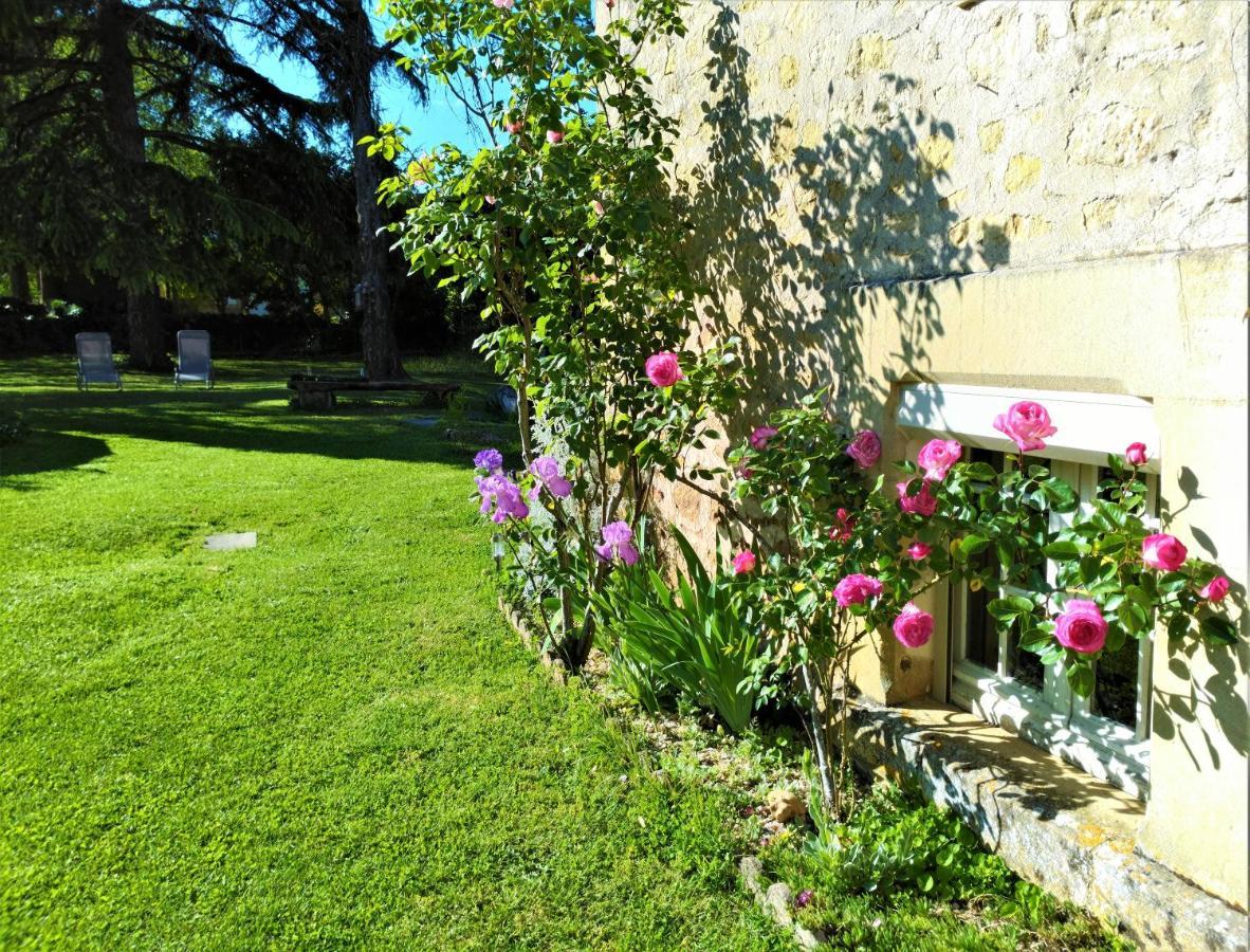 Rue Du Chateau Lalinde Exterior foto