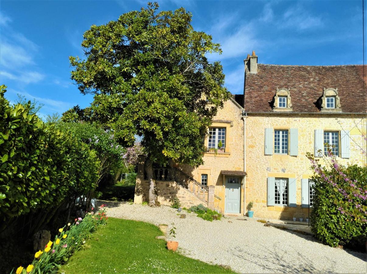 Rue Du Chateau Lalinde Exterior foto